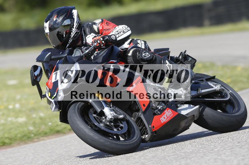 Archiv-2025/09 22.04.2025 Cornu Master School ADR/rot-rouge/21